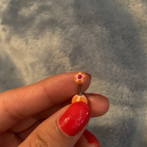 5 belly piercings, good condition - Picture 7 of 7